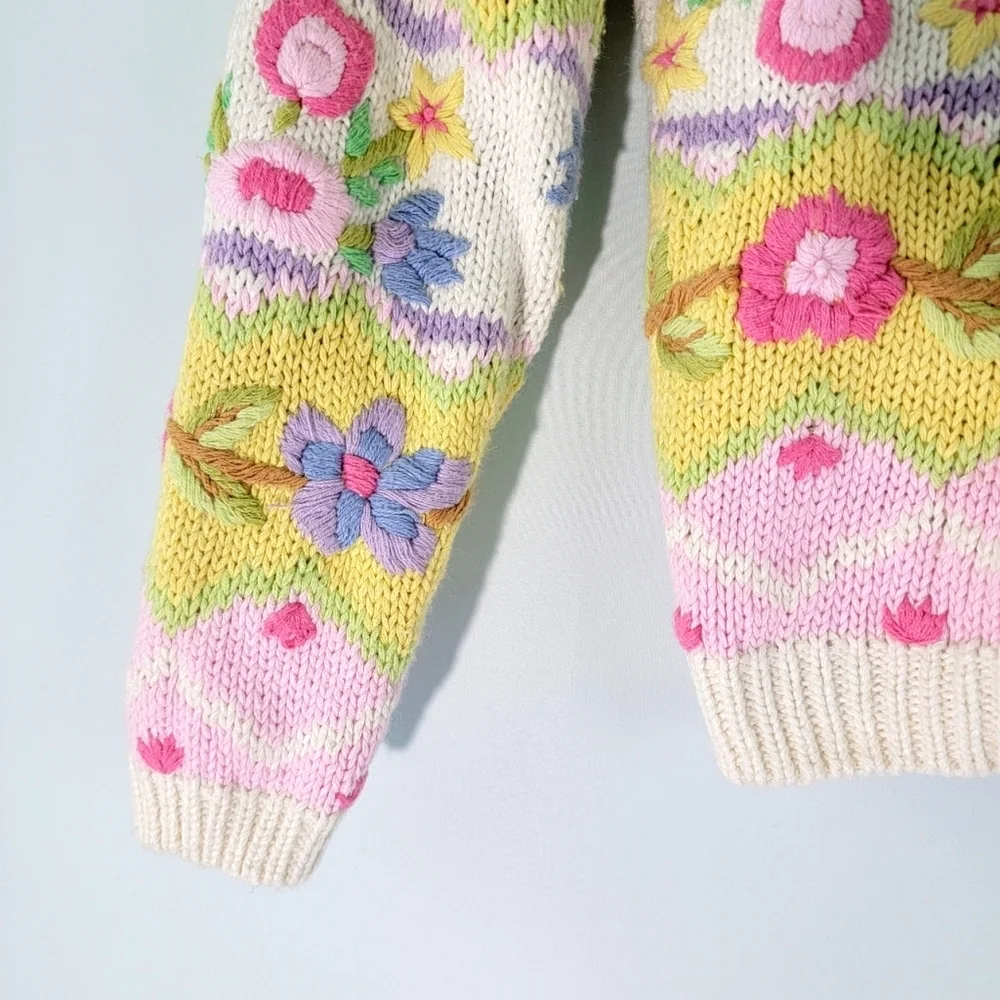 VTG CC Bates Cream Multicolored Floral Girls Sweater Sz L/6X Cottagecore Cute